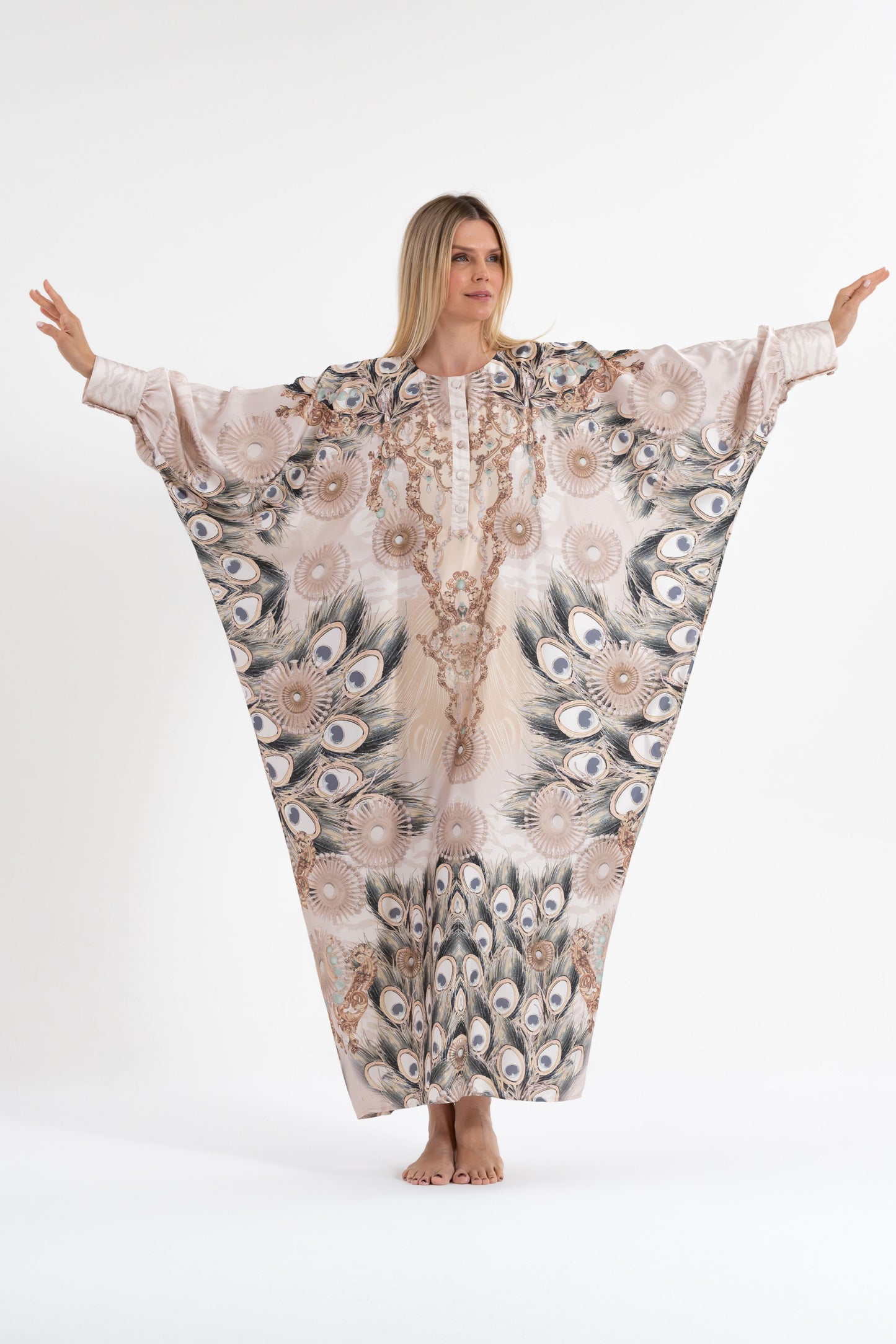Regal Featherscape Traditional Kaftan