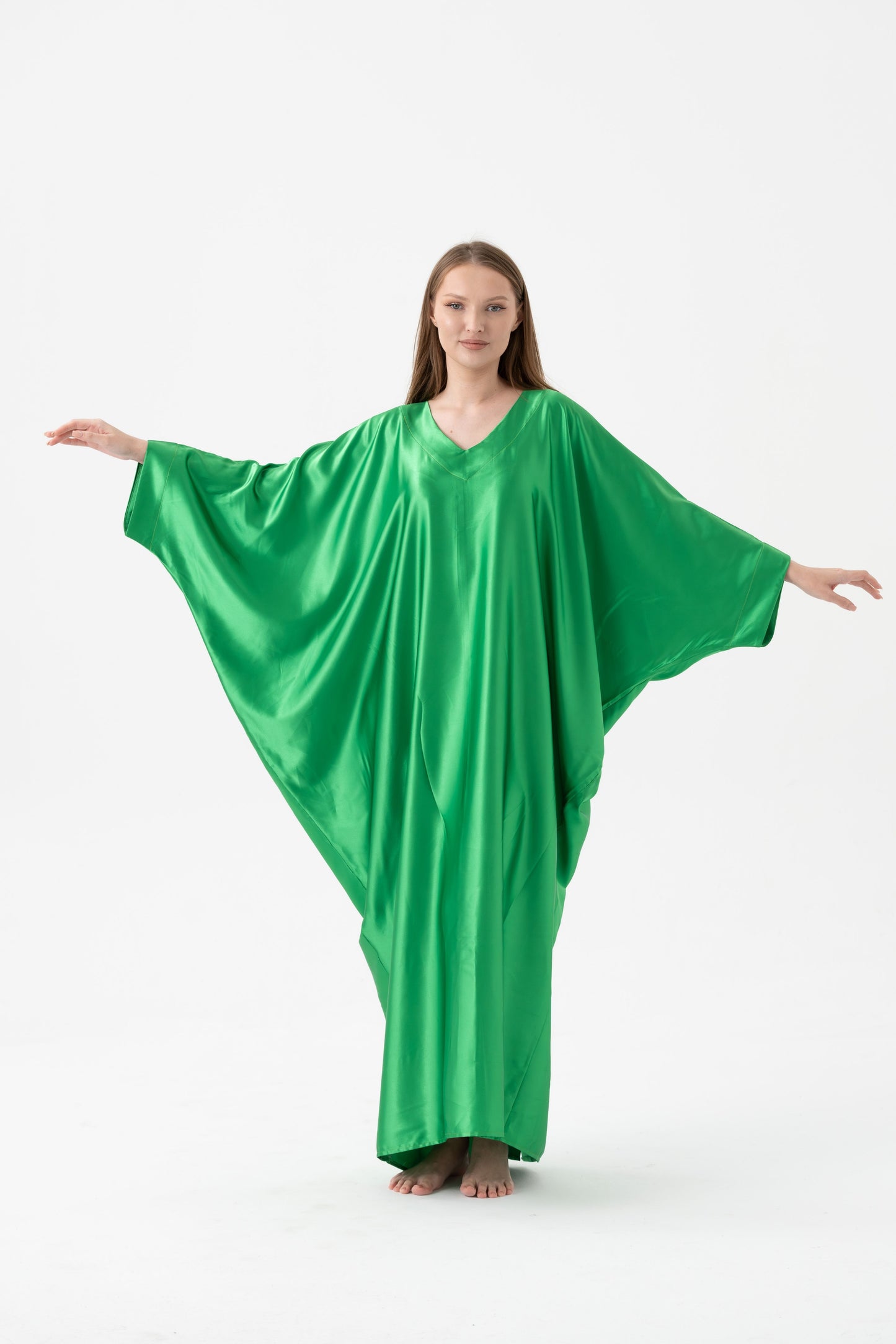 Country Club Kelly Green Modest Kaftan