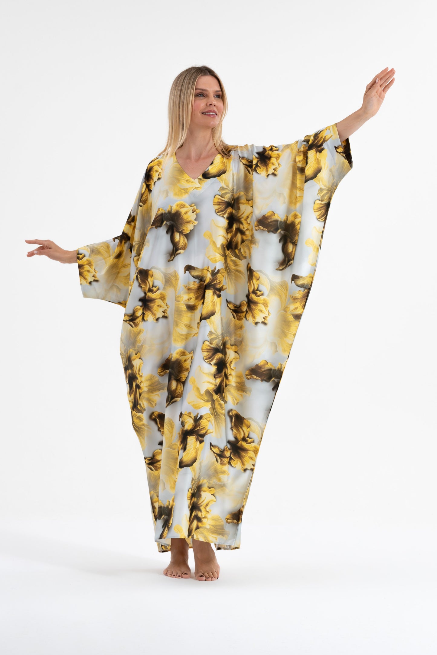 Baroque Bouquet Modest Kaftan