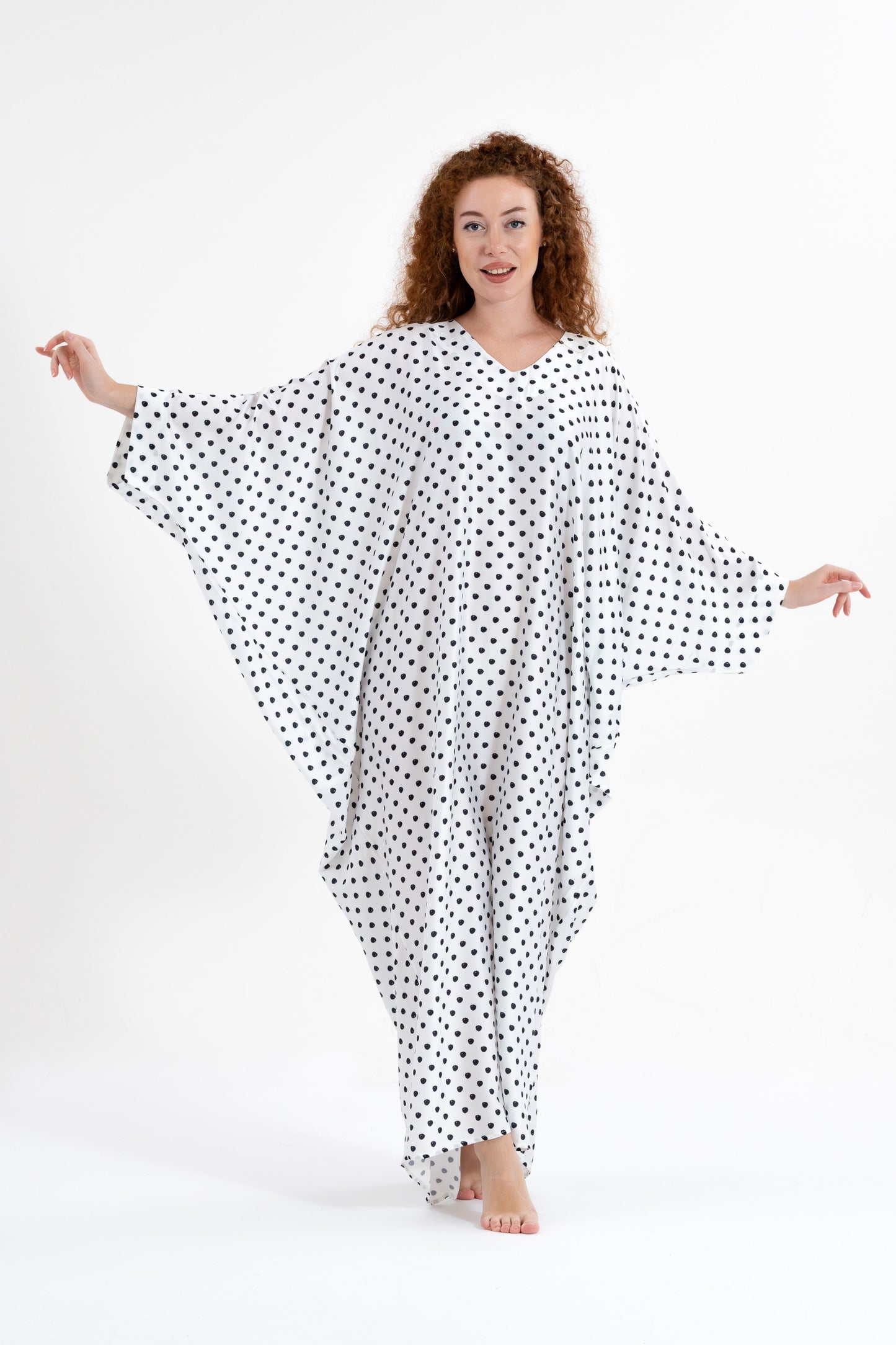 Classic Polka-Dots Modest Kaftan